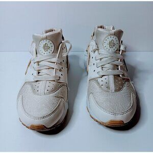 Nike Huarache Big Kid's Athletic Sneaker